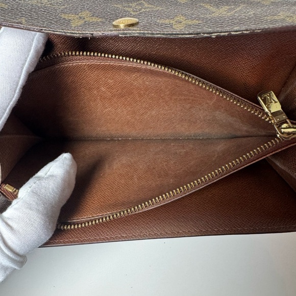 Louis Vuitton Women’s Vintage Dark Brown Monogram Long Wallet - Picture 14 of 14
